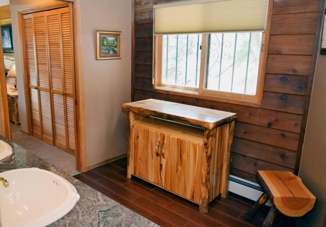 The Timber Crest Retreat Villa Red River Exterior photo
